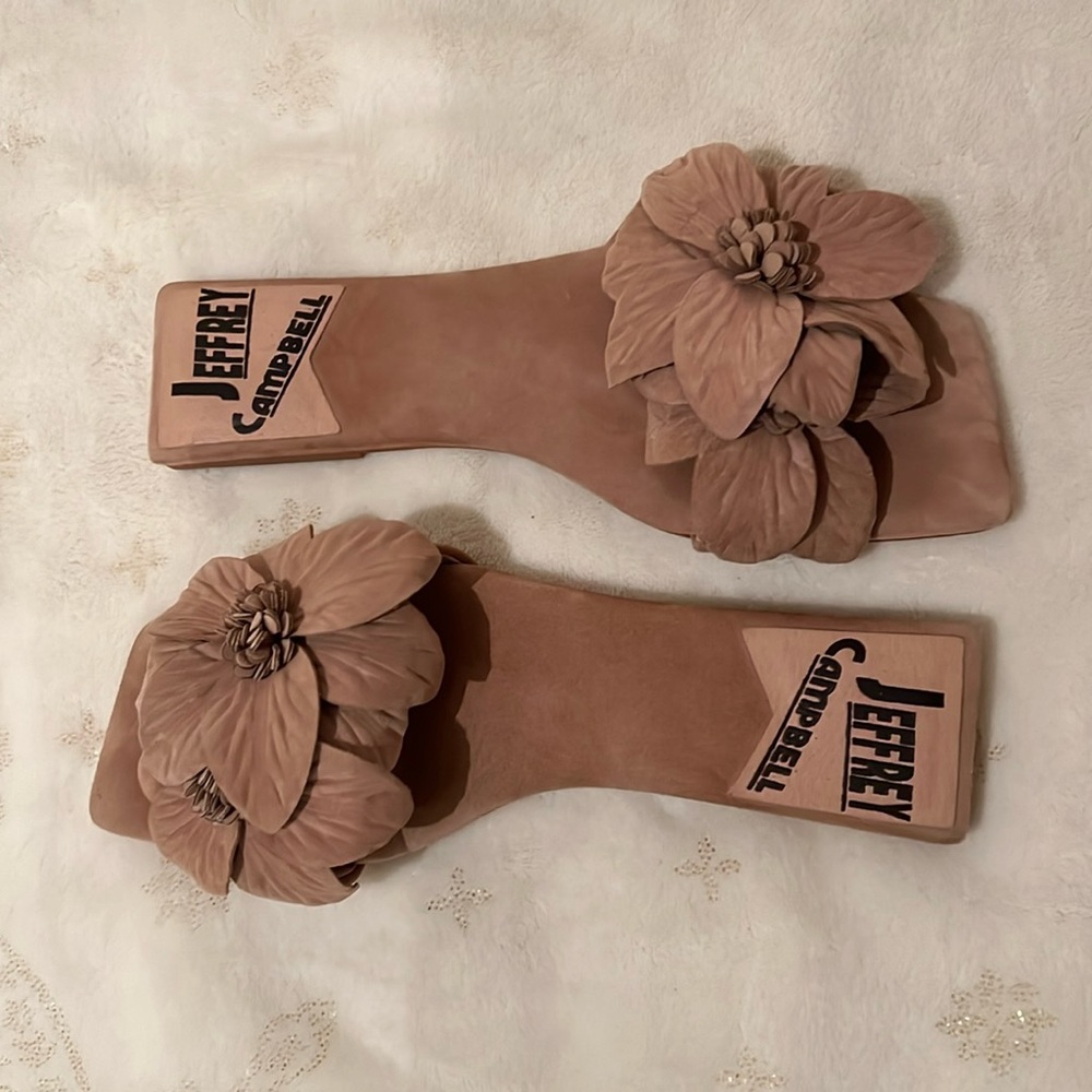 Jeffrey Campbell Ptealz flat sandal